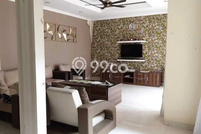 Rumah Disewakan Bekasi LT 256m2 LB 300m2 Area Cibubur Rumah Disewakan Bekasi LT 256m2 LB 300m2 Area Cibubur