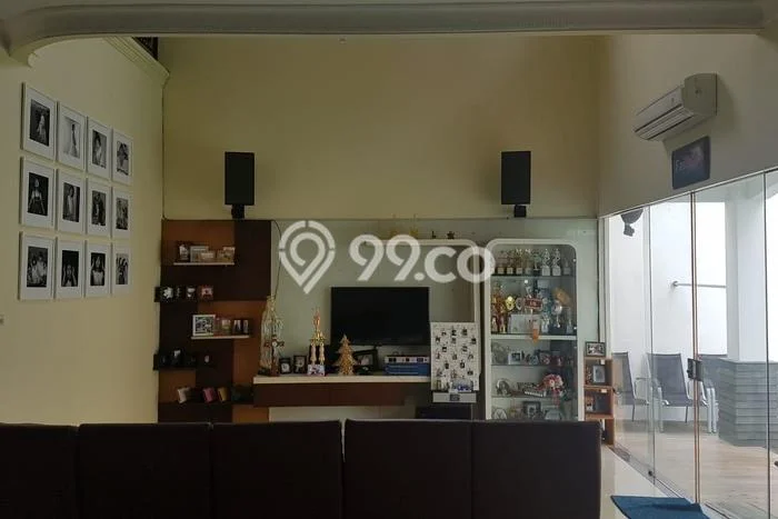 Rumah Luxury Modern Siap Huni di Pantai Indah Kapuk Jakarta Utara Rumah Luxury Modern Siap Huni di Pantai Indah Kapuk Jakarta Utara