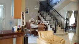 Disewakan! Rumah 5 Kamar Tidur &
3 Kamar Mandi di BSD Bukit Golf, Tangerang Disewakan! Rumah 5 Kamar Tidur &
3 Kamar Mandi di BSD Bukit Golf, Tangerang