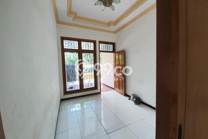 Rumah Lokasi Strategis area pekunden, Semarang, Luas 355m² LB 450m² Rumah Lokasi Strategis area pekunden, Semarang, Luas 355m² LB 450m²