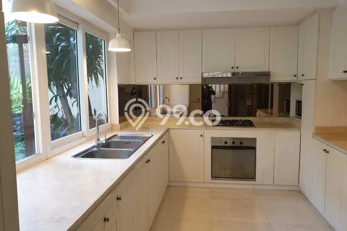 Jarang Ada! Rumah Sewa 4 Kamar Nyaman Siap Huni Antasari Jarang Ada! Rumah Sewa 4 Kamar Nyaman Siap Huni Antasari