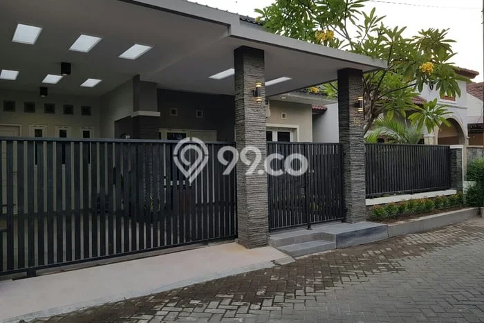Lokasi terbaik! Rumah siap pakai dikontrakkan di Sewon LB 100m2 Lokasi terbaik! Rumah siap pakai dikontrakkan di Sewon LB 100m2