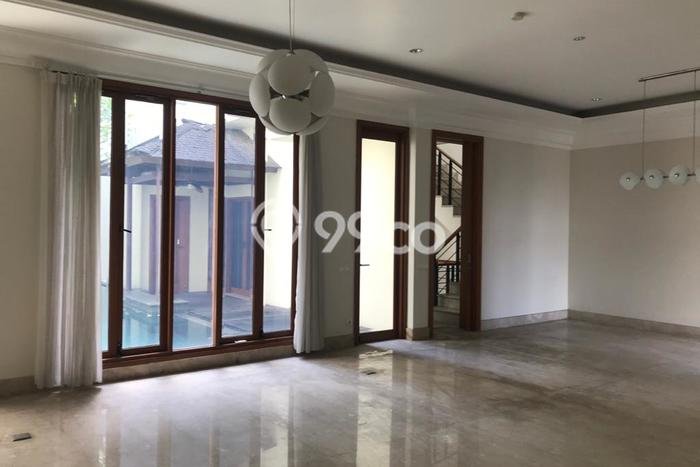 Disewakan! Rumah 3 Kamar Tidur &
2 Kamar Mandi di Kuningan, Jakarta Selatan Disewakan! Rumah 3 Kamar Tidur &
2 Kamar Mandi di Kuningan, Jakarta Selatan