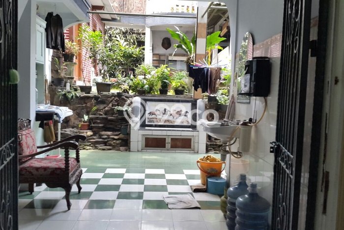 Rumah area Ungaran, Semarang, LT 400m² Bangunan 600m² - JUAL CEPAT! Rumah area Ungaran, Semarang, LT 400m² Bangunan 600m² - JUAL CEPAT!