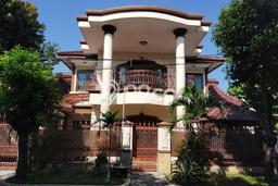 Dijual Rumah Premium dengan Fasilitas Sekitar Lengkap di Banjarsari, Surakarta Dijual Rumah Premium dengan Fasilitas Sekitar Lengkap di Banjarsari, Surakarta
