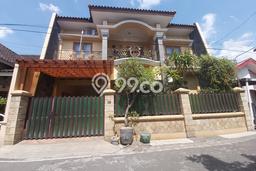 For Sale Rumah 4 Kamar Lokasi Ideal Bagus dan Strategis di Gentan For Sale Rumah 4 Kamar Lokasi Ideal Bagus dan Strategis di Gentan