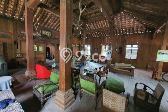 Dijual Rumah 7 Kamar Lokasi Ideal Bagus dan Strategis di Toroh Dijual Rumah 7 Kamar Lokasi Ideal Bagus dan Strategis di Toroh