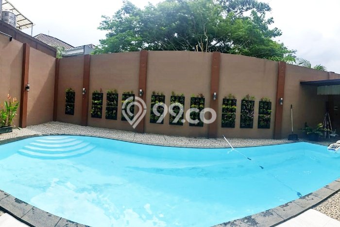 Jual Rumah Luas Elegan Dengan View Eksklusif di BSD Bukit Golf, Tangerang Jual Rumah Luas Elegan Dengan View Eksklusif di BSD Bukit Golf, Tangerang