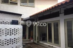 PROMO SPESIAL! Dijual Rumah Premium area Bintaro, Tangerang Selatan, Luas Tanah 250m² Luas Bangunan 200m² PROMO SPESIAL! Dijual Rumah Premium area Bintaro, Tangerang Selatan, Luas Tanah 250m² Luas Bangunan 200m²