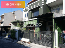 BEST PRICE! Rumah Premium area Colomadu, Luas 100m² Bangunan 150m² BEST PRICE! Rumah Premium area Colomadu, Luas 100m² Bangunan 150m²