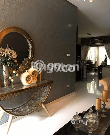 Rumah Luxury Modern Siap Huni di Pakuwon City Surabaya Rumah Luxury Modern Siap Huni di Pakuwon City Surabaya
