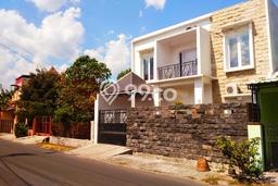 Dijual Rumah 3 Kamar Lokasi Ideal Bagus dan Strategis di Serengan Dijual Rumah 3 Kamar Lokasi Ideal Bagus dan Strategis di Serengan