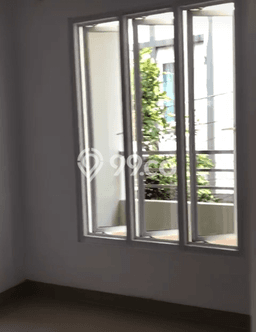 Rumah Luas Asri 3 KT Siap Pakai di Tanjung Duren Jakarta Barat Rumah Luas Asri 3 KT Siap Pakai di Tanjung Duren Jakarta Barat