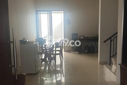 Jual Rumah Eksklusif 3 KT di Green Lake City, Jakarta Barat Jual Rumah Eksklusif 3 KT di Green Lake City, Jakarta Barat