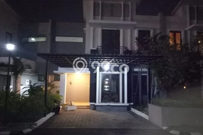 Disewakan! Rumah 2 Kamar Tidur &
2 Kamar Mandi di Kebon Kacang, Jakarta Pusat Disewakan! Rumah 2 Kamar Tidur &
2 Kamar Mandi di Kebon Kacang, Jakarta Pusat