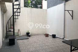 Sewa Rumah Murah di Green Lake City Jakarta Barat Punya 3 KT Sewa Rumah Murah di Green Lake City Jakarta Barat Punya 3 KT