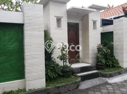 Rumah Minimalis 2 KT di Sanur Denpasar Semi Furnished Rumah Minimalis 2 KT di Sanur Denpasar Semi Furnished