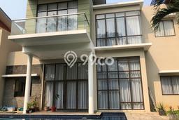 Luxury Modern House For Lease BSD City Area (SPACIOUS BACKYARD & SWIMMING POOL) Luxury Modern House For Lease BSD City Area (SPACIOUS BACKYARD & SWIMMING POOL)