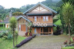 Rumah di Puncak, LT 1000m², LB 200m² Rumah di Puncak, LT 1000m², LB 200m²