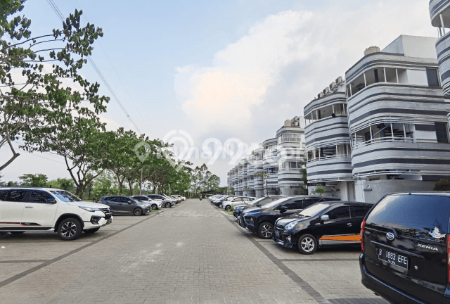 Rumah Modern 6 KT di BSD Tangerang Semi Furnished Rumah Modern 6 KT di BSD Tangerang Semi Furnished