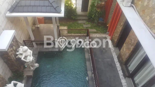 LOKASI TERBAIK! Rumah kawasan Mumbul, 3 KT, Lingkungan Elite, Luas 175m² Bangunan 230m² LOKASI TERBAIK! Rumah kawasan Mumbul, 3 KT, Lingkungan Elite, Luas 175m² Bangunan 230m²