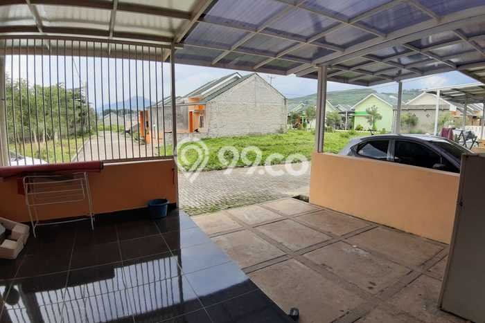 SPECIAL PRICE! Rumah Strategis di Cicalengka, Luas 72m² Bangunan 39m² SPECIAL PRICE! Rumah Strategis di Cicalengka, Luas 72m² Bangunan 39m²