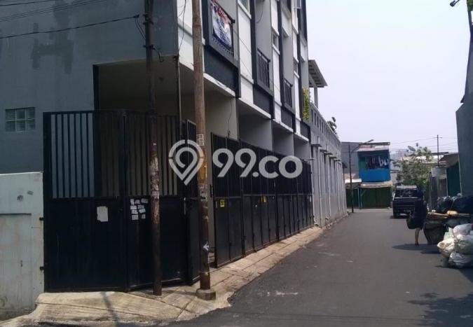 Dijual Hunian Rumah Nyaman 4 Kamar di Kapuk, Jakarta Utara Dijual Hunian Rumah Nyaman 4 Kamar di Kapuk, Jakarta Utara