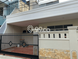 BEST DEAL! Rumah area Tomang, 4 KT, Dekat Fasilitas Umum, Luas 167m² Bangunan 200m² BEST DEAL! Rumah area Tomang, 4 KT, Dekat Fasilitas Umum, Luas 167m² Bangunan 200m²