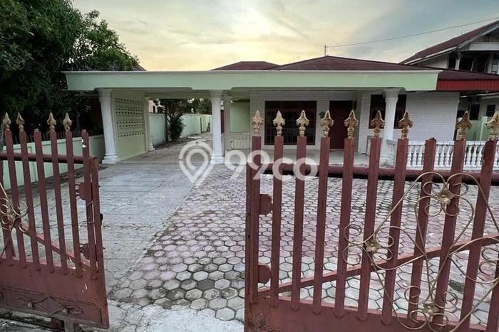Dijual Cepat Rumah Bagus Siap Huni LB 349m2 di Payung Sekaki, Pekanbaru Dijual Cepat Rumah Bagus Siap Huni LB 349m2 di Payung Sekaki, Pekanbaru