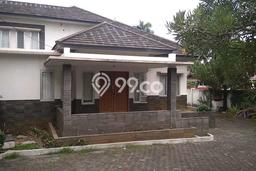 Ready to Use! Luxury House LT 556m2 Desain Modern di Bintaro Ready to Use! Luxury House LT 556m2 Desain Modern di Bintaro