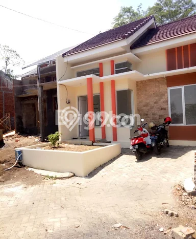 HARGA SPESIAL! Rumah kawasan Buring, Dekat Fasilitas, 1 KM, Luas 73m² LB 36m² HARGA SPESIAL! Rumah kawasan Buring, Dekat Fasilitas, 1 KM, Luas 73m² LB 36m²