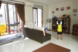 Hunian Super Mewah dengan Akses Paling Strategis di Sektor 5-Bintaro, Jakarta Selatan Hunian Super Mewah dengan Akses Paling Strategis di Sektor 5-Bintaro, Jakarta Selatan