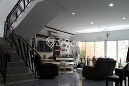 Rumah Kawasan Alam Sutera, Luas 200m², Bangunan 465m² Rumah Kawasan Alam Sutera, Luas 200m², Bangunan 465m²