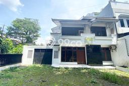 Dijual Rumah Premium dengan Fasilitas Sekitar Komplit di Lengkong, Bandung Dijual Rumah Premium dengan Fasilitas Sekitar Komplit di Lengkong, Bandung