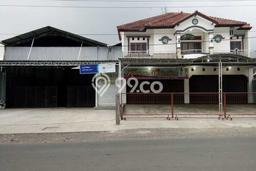 For Sale Rumah 6 Kamar Lokasi Ideal Nyaman dan Strategis di Karangtengah For Sale Rumah 6 Kamar Lokasi Ideal Nyaman dan Strategis di Karangtengah