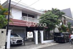 Ready to Use! Luxury House LT 400m2 Desain Modern di Mega Kuningan Ready to Use! Luxury House LT 400m2 Desain Modern di Mega Kuningan