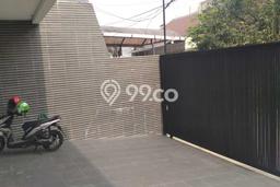 Rumah EXCLUSIVE area Pluit, Jakarta Utara, Luas 220m² LB 280m² KESEMPATAN TERBATAS! Rumah EXCLUSIVE area Pluit, Jakarta Utara, Luas 220m² LB 280m² KESEMPATAN TERBATAS!