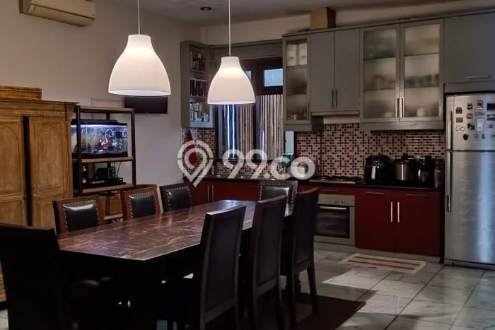 Rumah Sewa Jakarta Selatan LT 375m2 LB 300m2 Kawasan Cipete Rumah Sewa Jakarta Selatan LT 375m2 LB 300m2 Kawasan Cipete