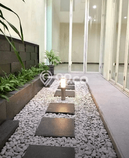 Rumah Premium LT 240m2m² / LB 335m2m² di Kawasan Asri Pakuwon Indah, Surabaya Rumah Premium LT 240m2m² / LB 335m2m² di Kawasan Asri Pakuwon Indah, Surabaya