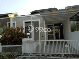 Rumah cepat minimalis cantik di Candi Golf Rumah cepat minimalis cantik di Candi Golf