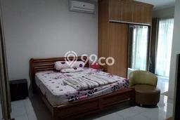 Dijual Hunian Rumah Terawat 5 Kamar di Cibubur, Depok Dijual Hunian Rumah Terawat 5 Kamar di Cibubur, Depok