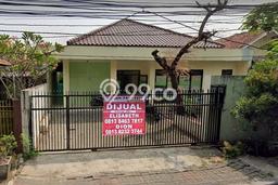 Rumah di Guntur, LT 420m², Bangunan 280m² Rumah di Guntur, LT 420m², Bangunan 280m²