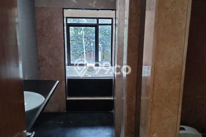 Rumah Bagus Siap Pakai Di Menteng Luas 400m2 Lokasi Strategis Rumah Bagus Siap Pakai Di Menteng Luas 400m2 Lokasi Strategis