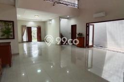 Hunian Elit LB 350m2 Siap Pakai Desain Elegan di Pondok Indah, Jakarta Selatan Hunian Elit LB 350m2 Siap Pakai Desain Elegan di Pondok Indah, Jakarta Selatan