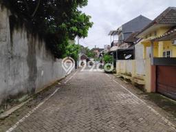 Lokasi strategis! Rumah siap huni disewakan di Banyumanik LB 80m2 Lokasi strategis! Rumah siap huni disewakan di Banyumanik LB 80m2