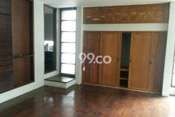Disewakan! Rumah 3 Kamar Tidur &
3 Kamar Mandi di Kemang, Jakarta Selatan Disewakan! Rumah 3 Kamar Tidur &
3 Kamar Mandi di Kemang, Jakarta Selatan