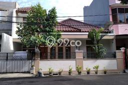 Jual Rumah Luas Elegan Dengan View Cantik di Cipinang, Jakarta Timur Jual Rumah Luas Elegan Dengan View Cantik di Cipinang, Jakarta Timur