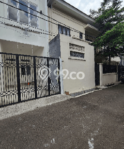 Jual Rumah Minimalis Bagus Punya 3 KT di Tebet Jakarta Selatan SHM Jual Rumah Minimalis Bagus Punya 3 KT di Tebet Jakarta Selatan SHM