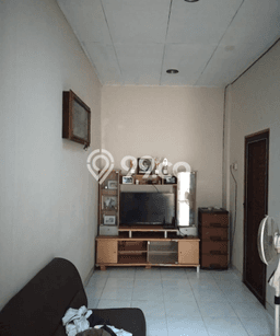 Disewakan! Rumah 4 Kamar Tidur &
3 Kamar Mandi di Duta Garden, Jakarta Barat Disewakan! Rumah 4 Kamar Tidur &
3 Kamar Mandi di Duta Garden, Jakarta Barat