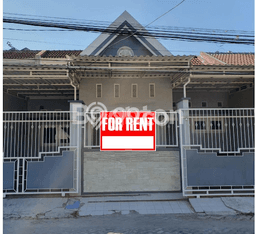Lokasi strategis! Rumah siap pakai disewakan di Mulyorejo LB 108m2 Lokasi strategis! Rumah siap pakai disewakan di Mulyorejo LB 108m2